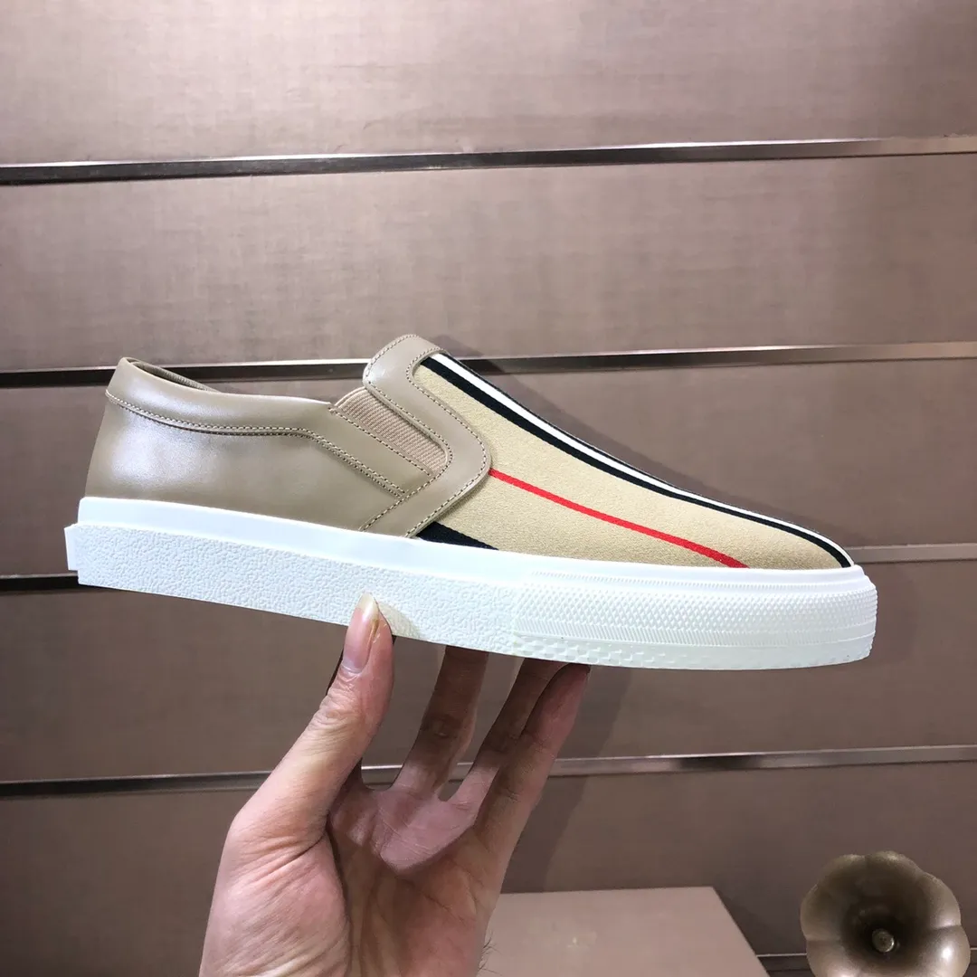 Men's shoes 💰480💰 [Burberry] (cowhide lining) classic low-top sneakers｜Imported cowhide with classic plaid fabric｜Cowhide lining｜Original outsole｜Fine workmanship and comfortable to wear Size: 38-44 (customized at 45)